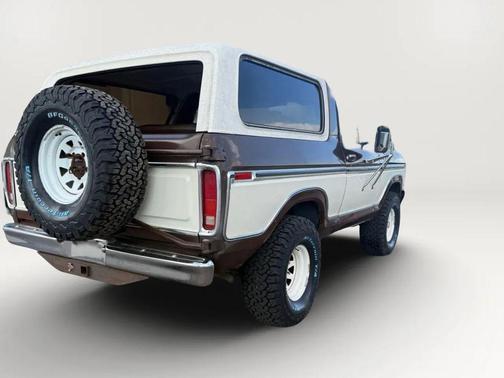 Brown 1978 Ford Bronco XLT