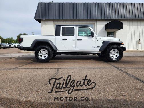 2023 Jeep Gladiator Sport S