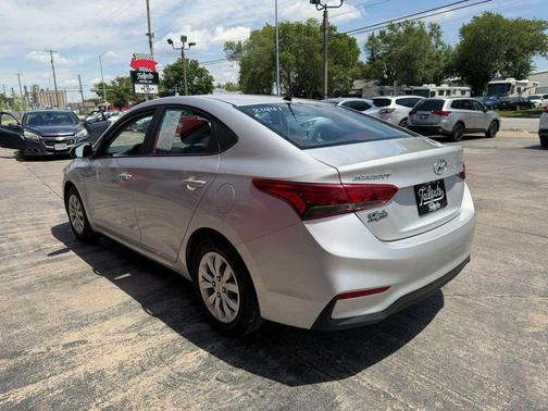 Silver 2020 Hyundai Accent SE Sedan 4D