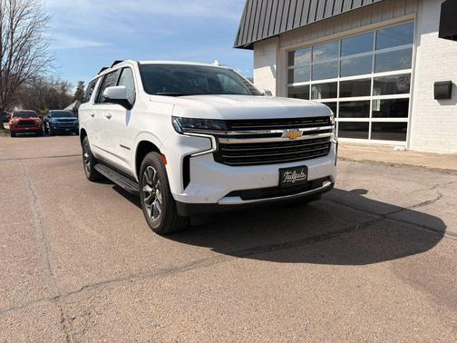 2021 Chevrolet Suburban LT