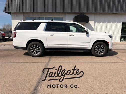 2021 Chevrolet Suburban LT