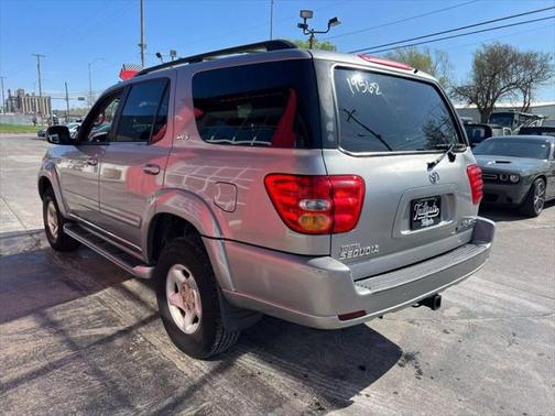 2001 Toyota Sequoia SR5