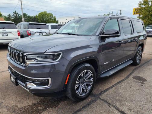2023 Jeep Wagoneer L Series II Sport Utility 4D
