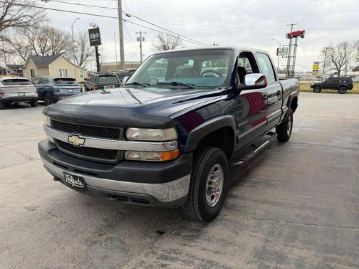 2001 Chevrolet Silverado 2500 LS H/D Crew Cab