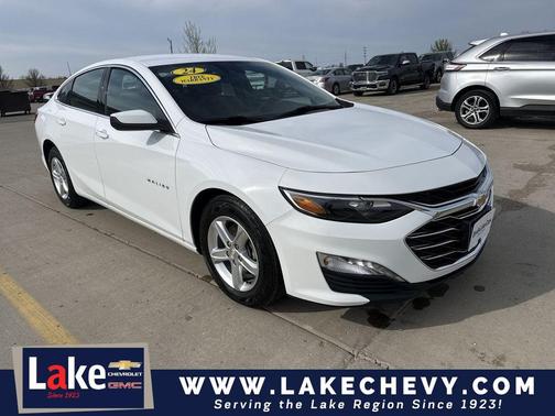 Summit White 2024 Chevrolet Malibu LT