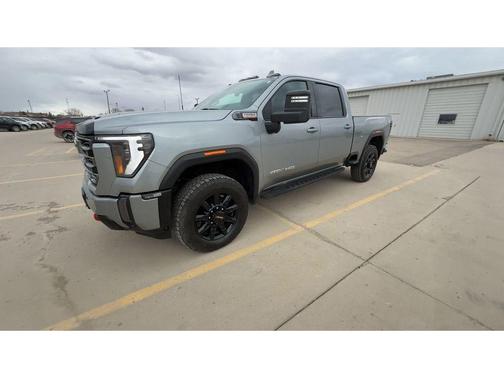 2024 GMC Sierra 2500 AT4
