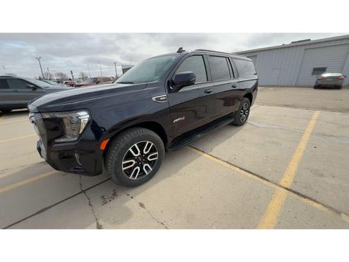 Midnight Blue Metallic 2021 GMC Yukon XL AT4