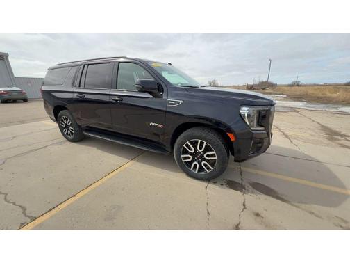 Midnight Blue Metallic 2021 GMC Yukon XL AT4