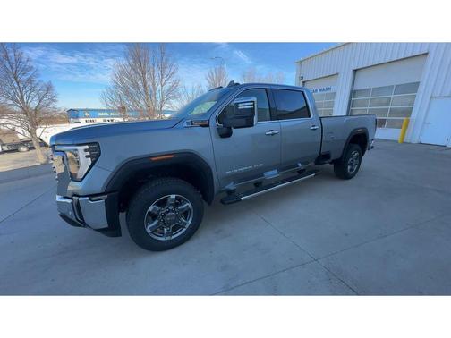 2025 GMC Sierra 3500 SLT