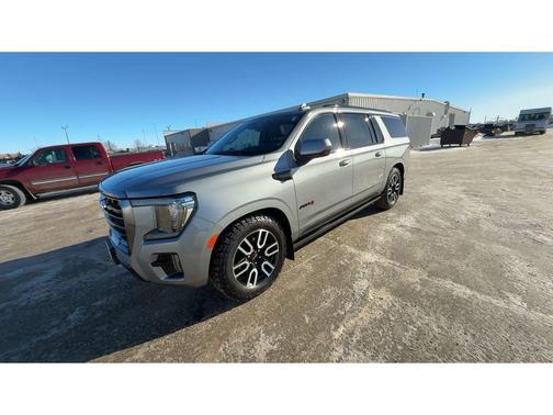 2023 GMC Yukon XL AT4
