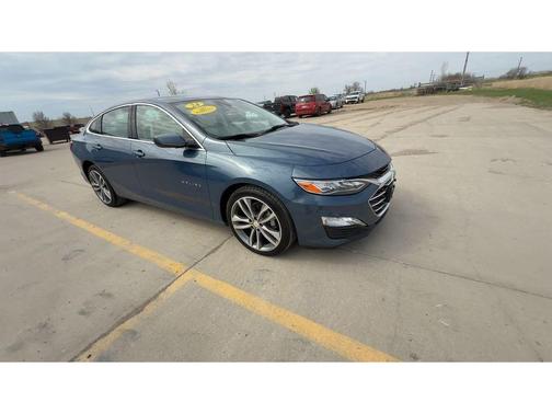 Lakeshore Blue Metallic 2024 Chevrolet Malibu 2LT