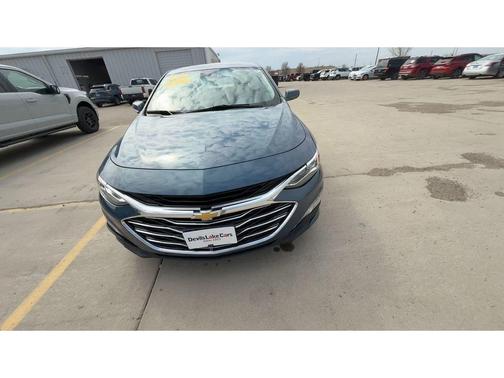 Lakeshore Blue Metallic 2024 Chevrolet Malibu 2LT