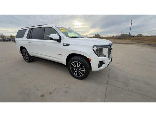 2023 GMC Yukon XL AT4