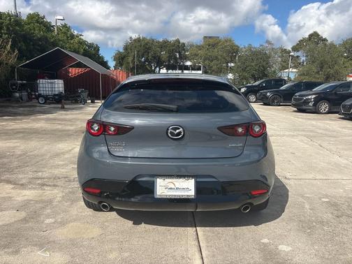 2023 Mazda Mazda3 2.5 S Carbon Edition