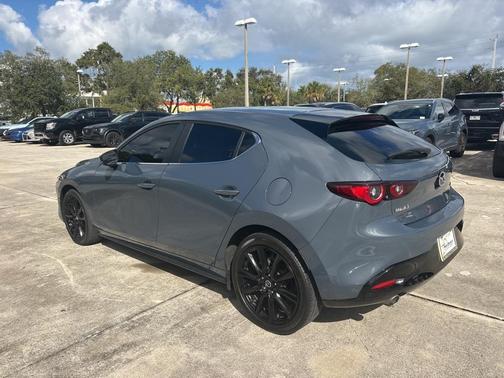 2023 Mazda Mazda3 2.5 S Carbon Edition