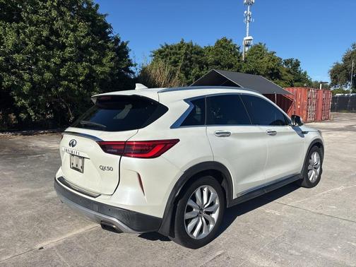 2019 INFINITI QX50 ESSENTIAL
