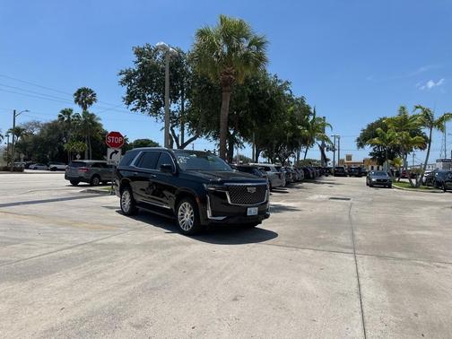 2023 Cadillac Escalade Premium Luxury