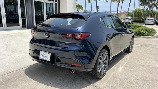 2023 Mazda Mazda3 FWD w/Preferred Package