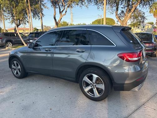 2019 Mercedes-Benz GLC 300 Base