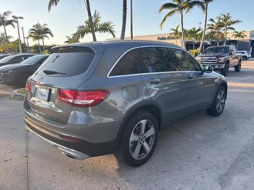 2019 Mercedes-Benz GLC 300 Base