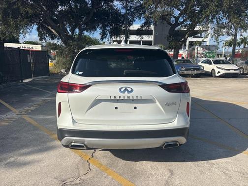 2024 INFINITI QX50 Luxe