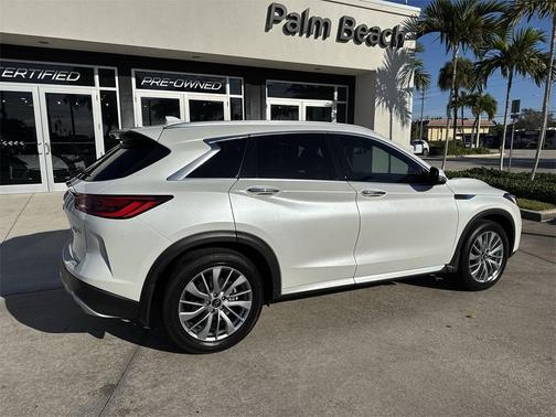 2024 INFINITI QX50 Luxe