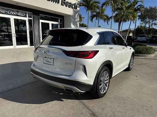 2024 INFINITI QX50 Luxe