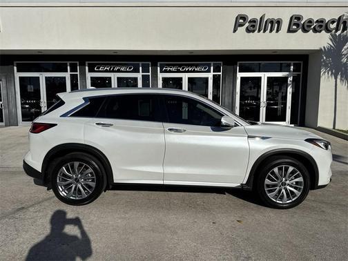 2024 INFINITI QX50 Luxe