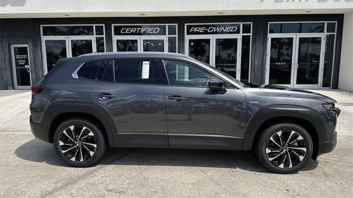 2025 Mazda CX-50 PLUS