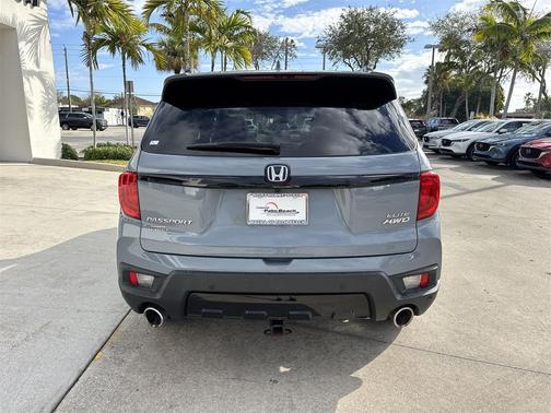 2023 Honda Passport Elite