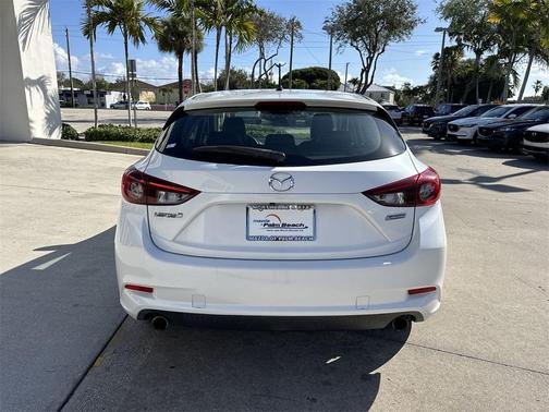 2018 Mazda Mazda3 Touring