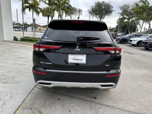 2024 Mitsubishi Outlander SEL