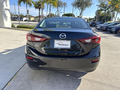 2016 Mazda Mazda3 i Sport