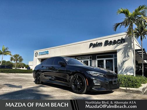 Black Sapphire Metallic 2022 BMW 330 i