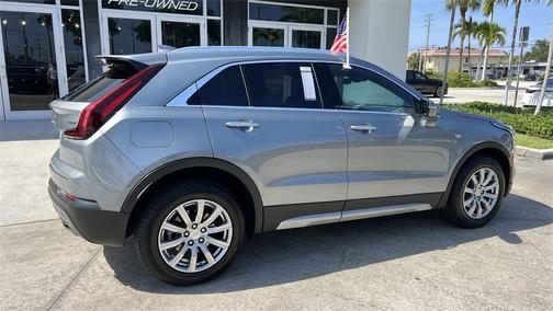 2023 Cadillac XT4 Premium Luxury