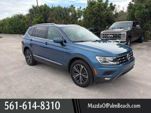 Silk Blue Metallic 2018 Volkswagen Tiguan 2.0T SEL