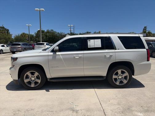 Iridescent Pearl Tricoat 2017 Chevrolet Tahoe LT