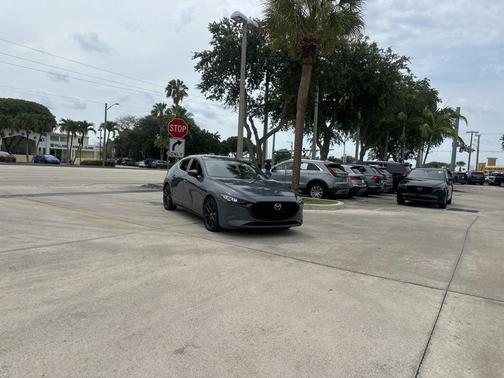 2023 Mazda Mazda3 2.5 S Carbon Edition