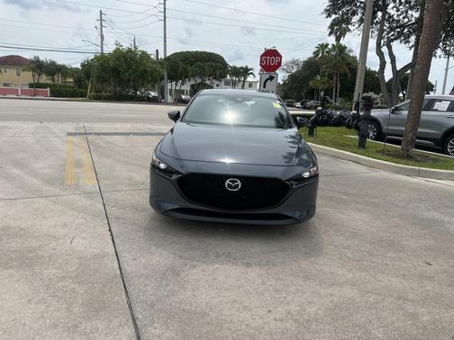 2023 Mazda Mazda3 2.5 S Carbon Edition