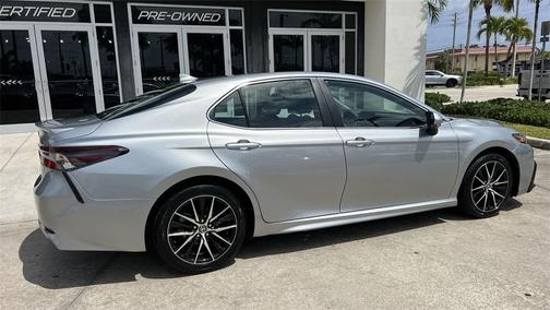 2023 Toyota Camry SE