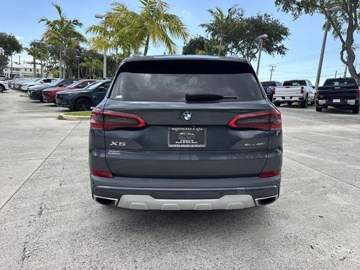 Arctic Gray Metallic 2020 BMW X5 sDrive40i