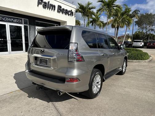 2023 Lexus GX 460 Base