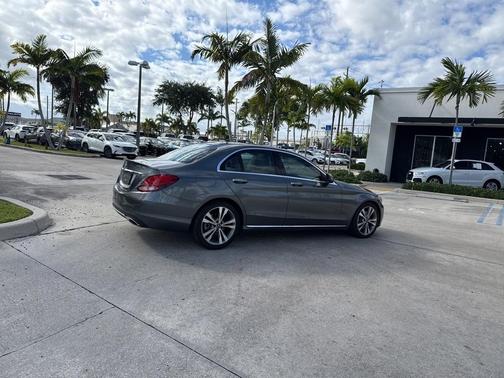 2018 Mercedes-Benz C-Class C 300