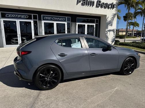 2023 Mazda Mazda3 2.5 S Carbon Edition
