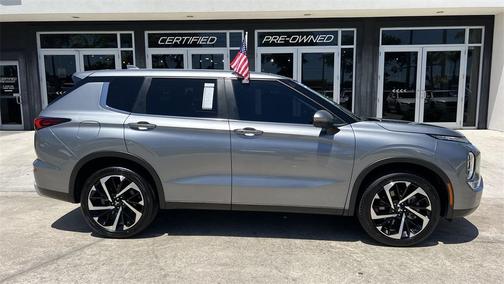 2024 Mitsubishi Outlander SE