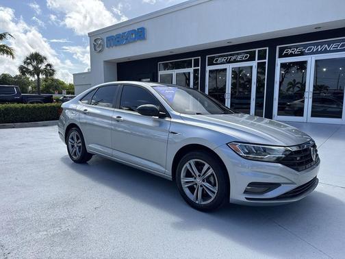 Pyrite Silver Metallic 2019 Volkswagen Jetta 1.4T R-Line