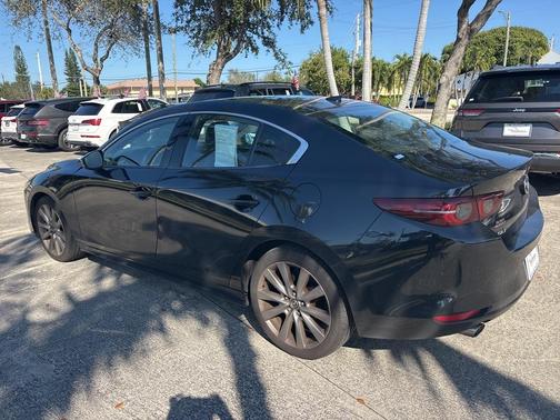 2019 Mazda Mazda3 FWD w/Premium Package