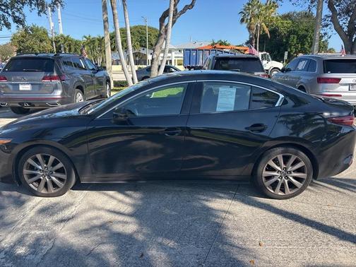 2019 Mazda Mazda3 FWD w/Premium Package