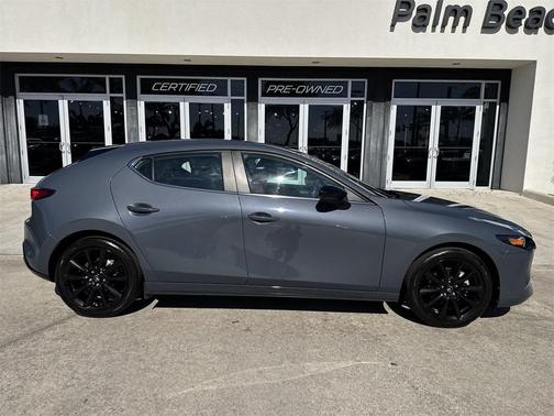 2025 Mazda Mazda3 Carbon Edition