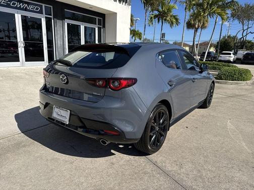 2025 Mazda Mazda3 Carbon Edition